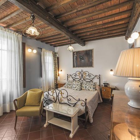 Borgo Tre Rose Hotell Valiano Eksteriør bilde