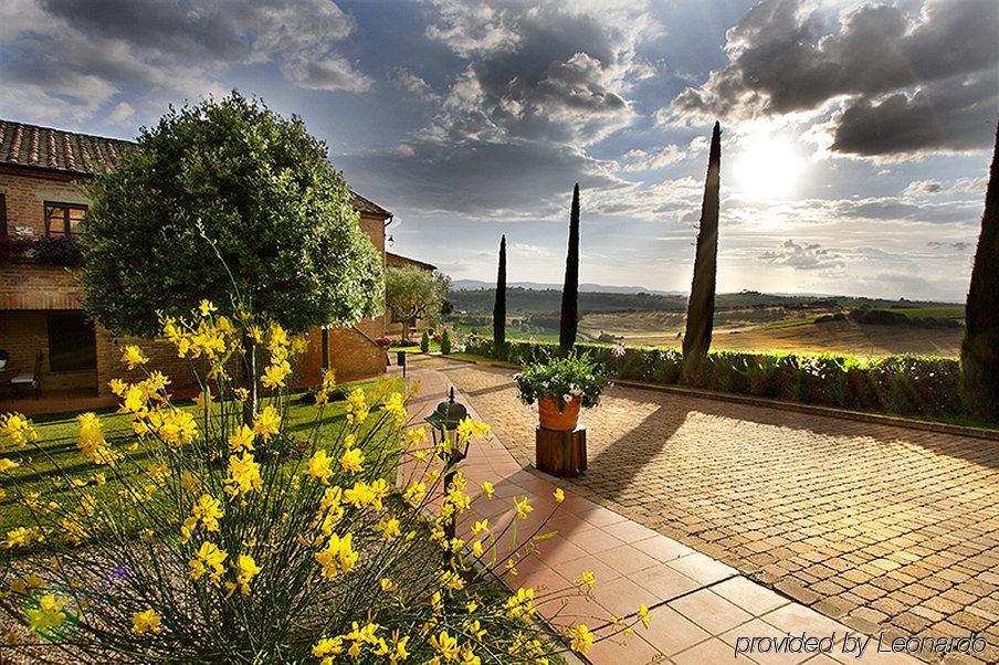 Borgo Tre Rose Hotell Valiano Bekvemmeligheter bilde