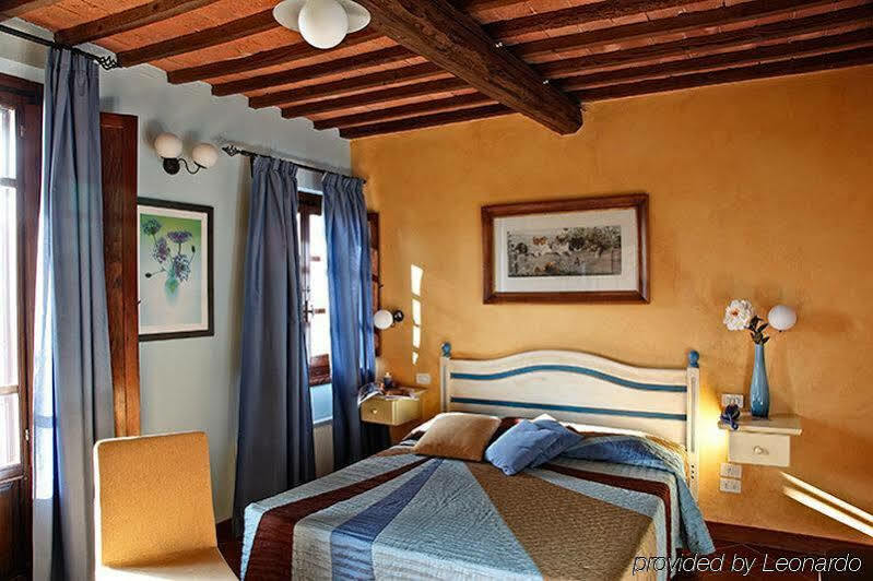 Borgo Tre Rose Hotell Valiano Eksteriør bilde