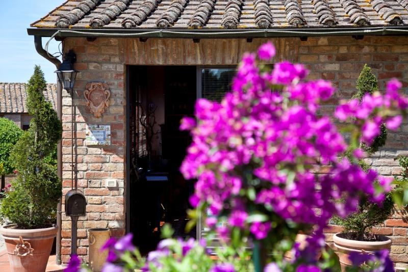 Borgo Tre Rose Hotell Valiano Eksteriør bilde